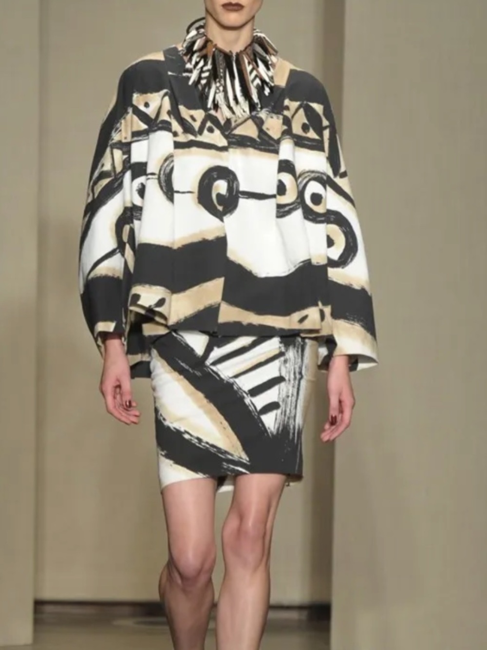 Donna Karan New York Spring 2012 Runway Abstract Print Pencil Skirt | Size 12